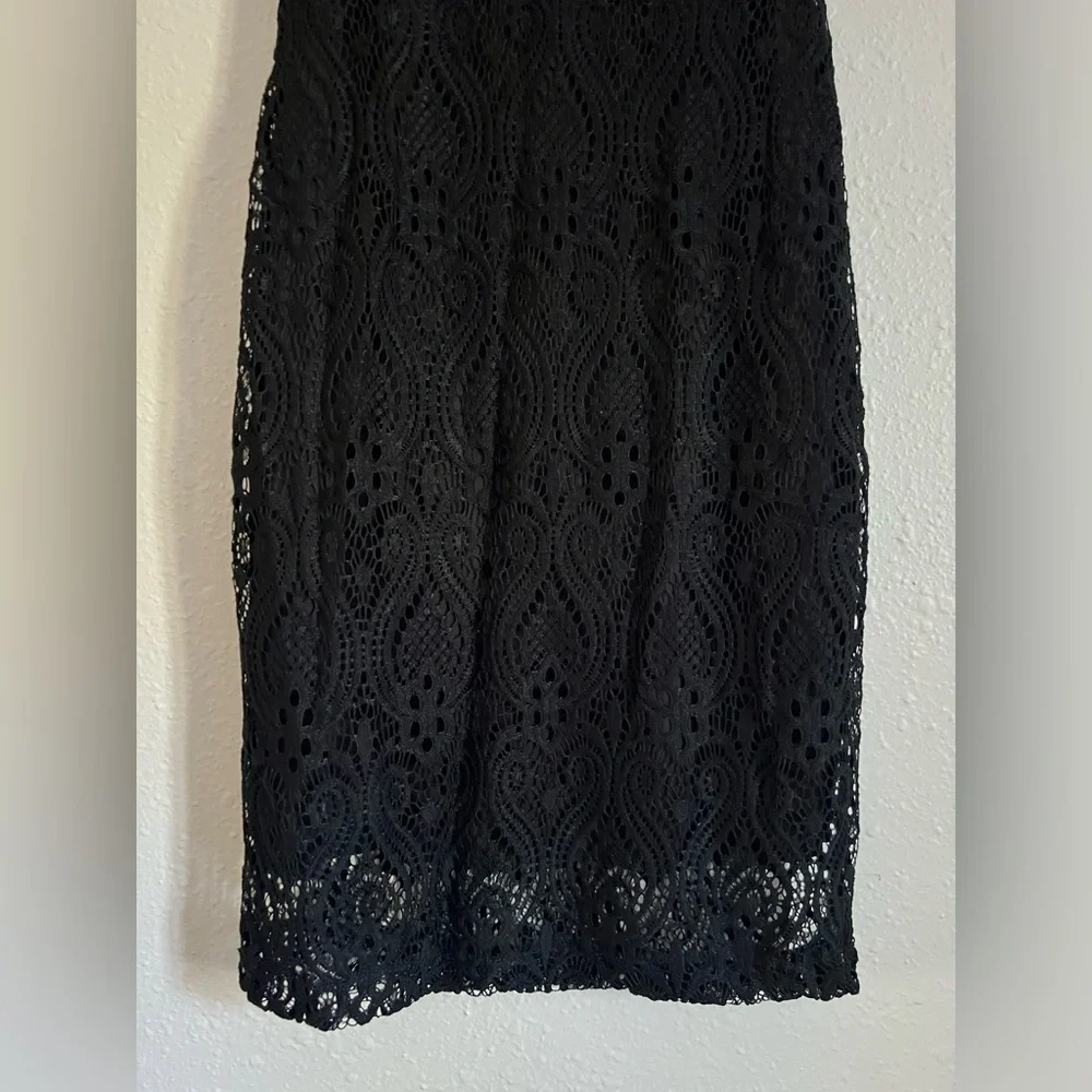 Size Small Papermoon Black Crochet Sleeveless Mini Dress Deep V - Picture 9 of 9